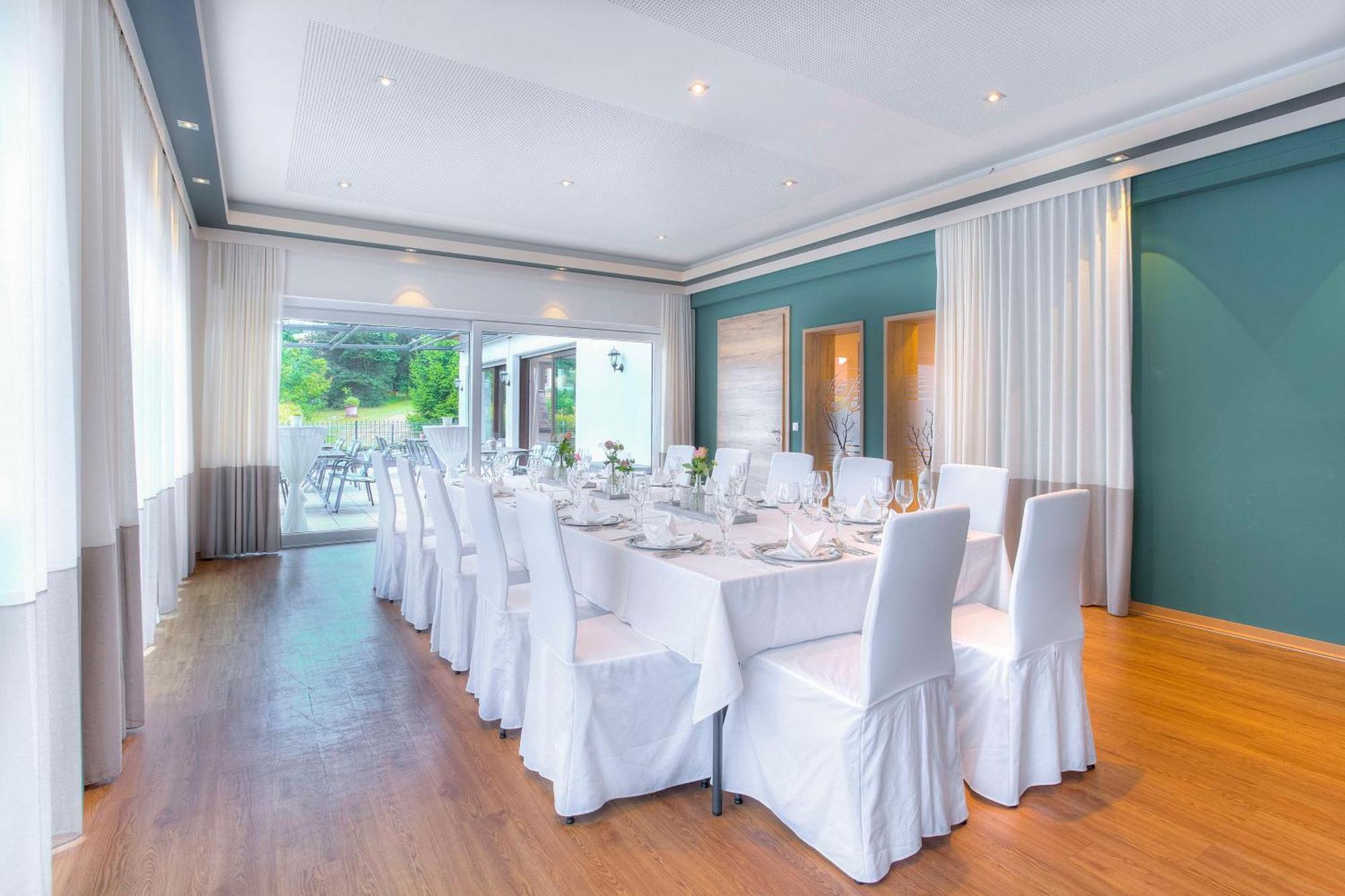 Best Western Hotel Brunnenhof Weibersbrunn Exterior photo