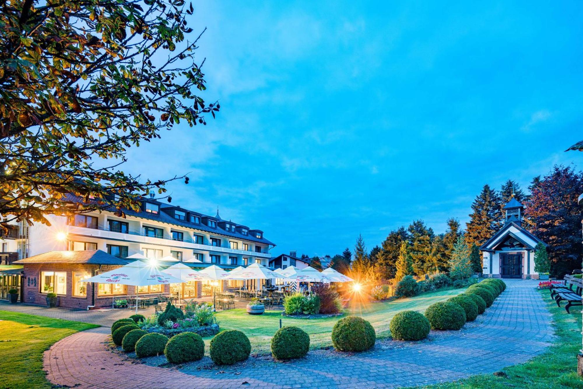 Best Western Hotel Brunnenhof Weibersbrunn Exterior photo